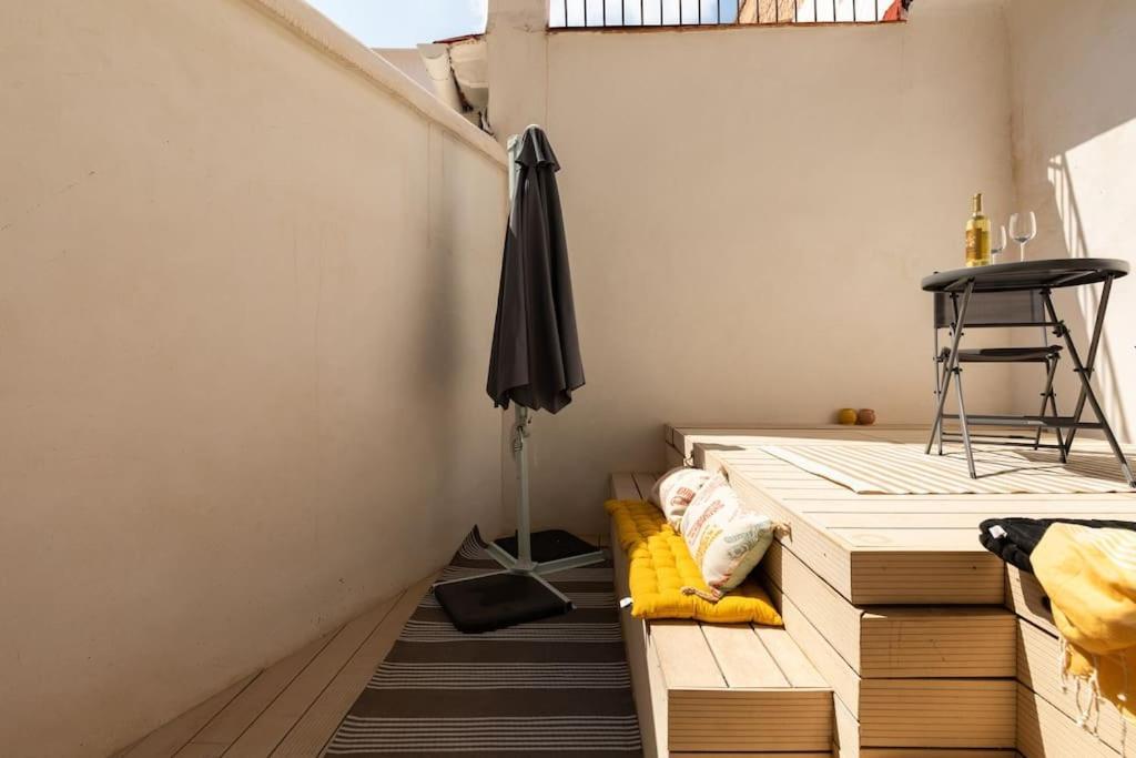 Cozy Loft Patio+Pool +Wifi Lägenhet Valencia Exteriör bild